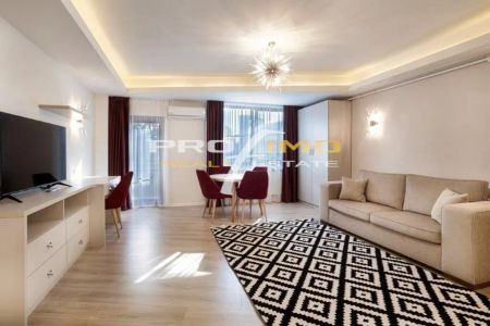 Centru - Plaja Neversea - Apartament 2 camere, mobilat modern, utilat premium - Photo 3