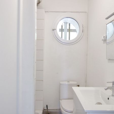 Location Appartement 2 pièces 41m² MARSEILLE 9ème - Photo 3