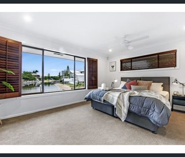 Private Waterfront Sanctuary - Photo 5