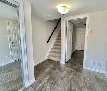 For Lease - 339 PUMPKINSEED Crescent, Barrhaven, Ontario - Photo 2