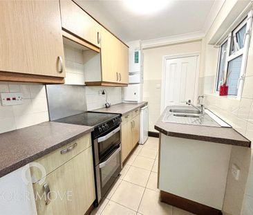 2 bedroom end of terrace house to rent - Photo 4