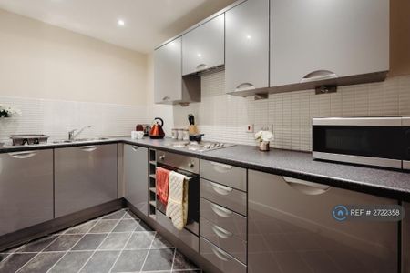 1 bedroom flat to rent - Photo 4