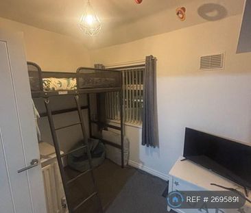 3 bedroom terraced house to rent - Photo 6