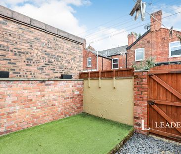 2 bedroom terraced house to rent - Photo 5