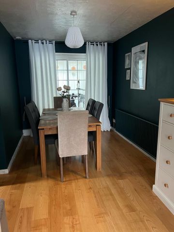 3 bedroom link detached house to rent - Photo 4