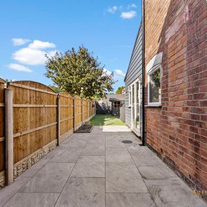 Chandos Street Room 3 - Photo 2