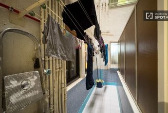 barcelona, Catalonia 08042