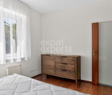 Priestranný 3i byt, 111 m2, s A/C, krbom, 2x parkovaním a záhradou - Photo 5
