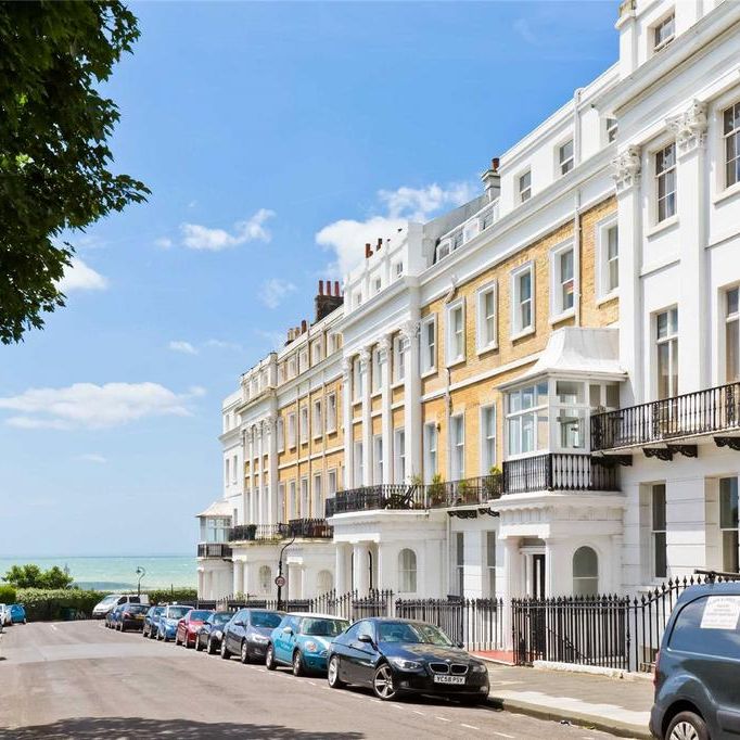 3 bedroom maisonette to rent - Photo 1