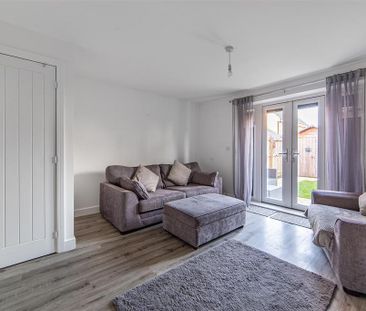 2 bedroom terraced house to rent - Photo 1