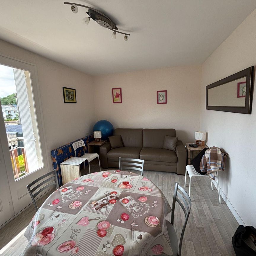 Appartement à Louer à Eu (76260) en Seine-Maritime (76) Découvrez cet appartement d'une surf... - Photo 2