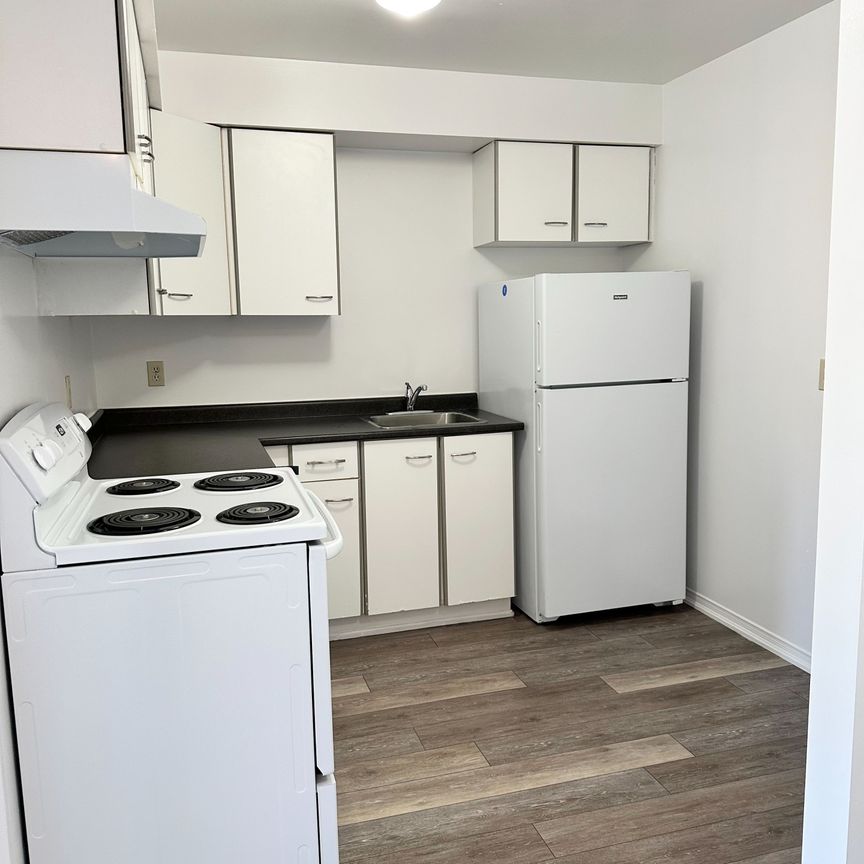 For Lease - 130 Bell Farm Road Unit# 312, Barrie, Ontario - Photo 1