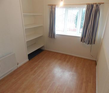 3 bedroom House To Let - Photo 4