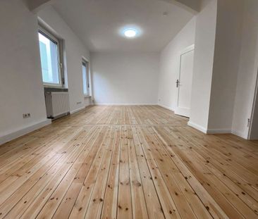 KL - Nähe Messeplatz, 2 ZKB, Tageslichtbad, neue EBK, echte Holzdie... - Photo 1