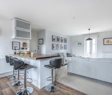 3 bedroom apartment to rent - Photo 1