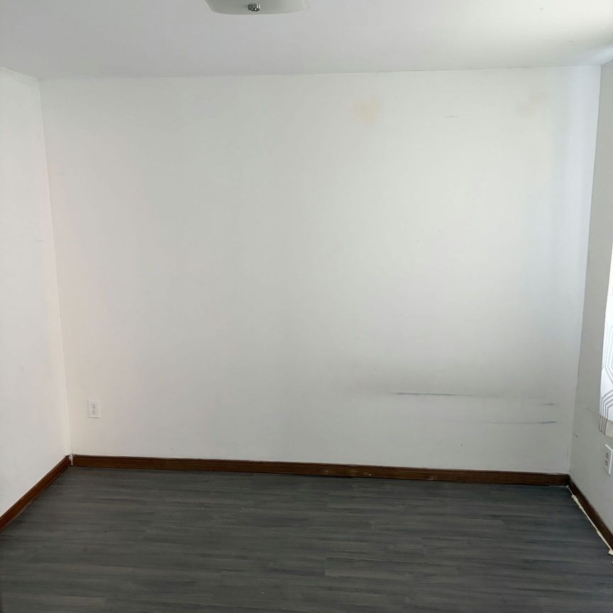 For Lease - 93 Maplegrove Avenue Unit# Lower Level, Bradford West Gwillimbury, Ontario - Photo 1