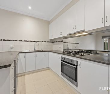 GREAT TOWNHOUSE IN SENSATIONAL CENTRAL LOCATION - Photo 3