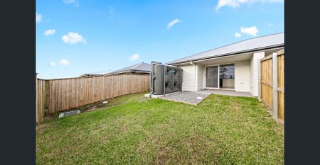 Brand-new luxury residence! - Photo 2