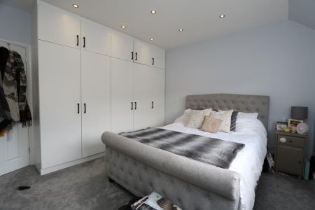 3 bedroom terraced house to rent - Photo 4