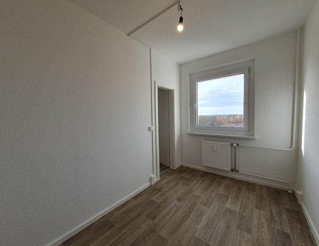 *Ab sofort! - 2 Zimmer mit EBK und Dusche & 2 NKM geschenkt* - Photo 1