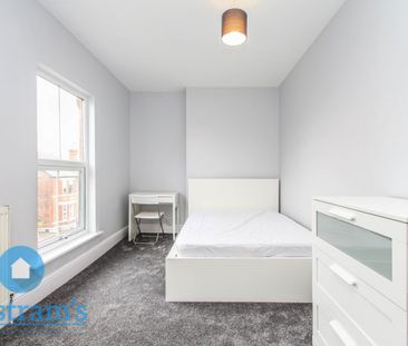 4 bed Town House for Rent - Photo 4