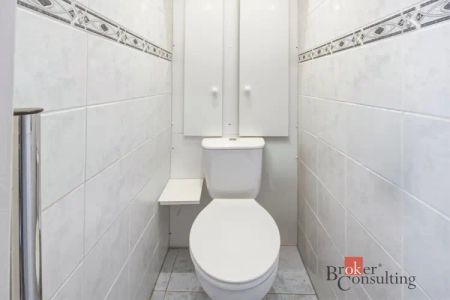 Pronájem bytu 1+kk 28 m - Fotografie 3
