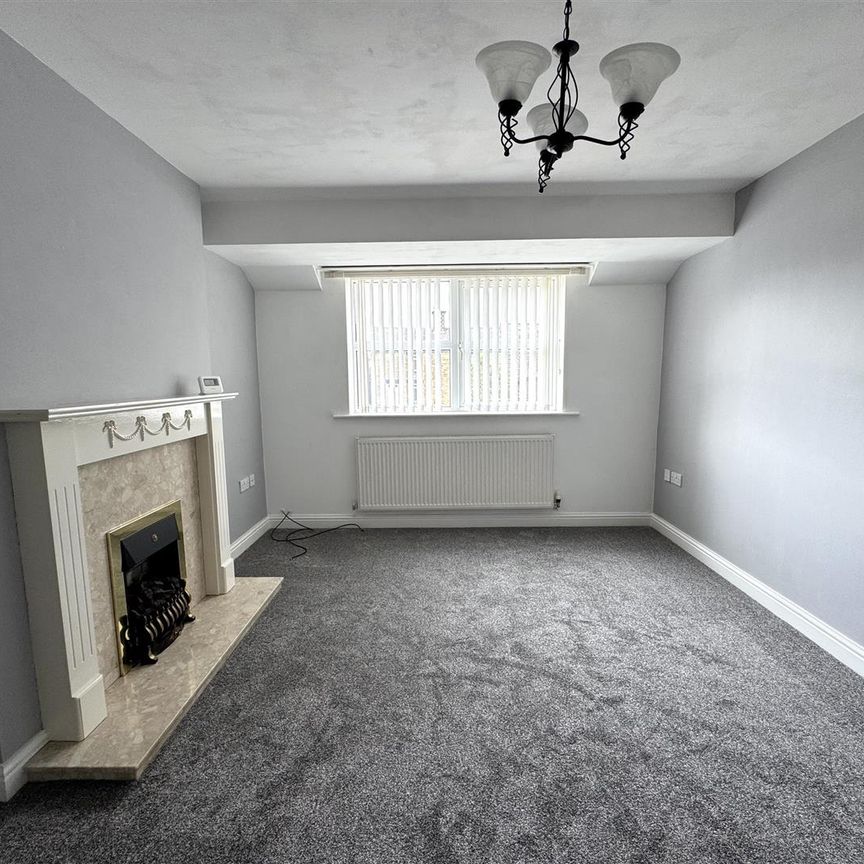 Mapplewell, Wells Court, S75, Barnsley - Photo 1