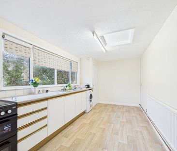 3 bedroom bungalow to rent - Photo 6