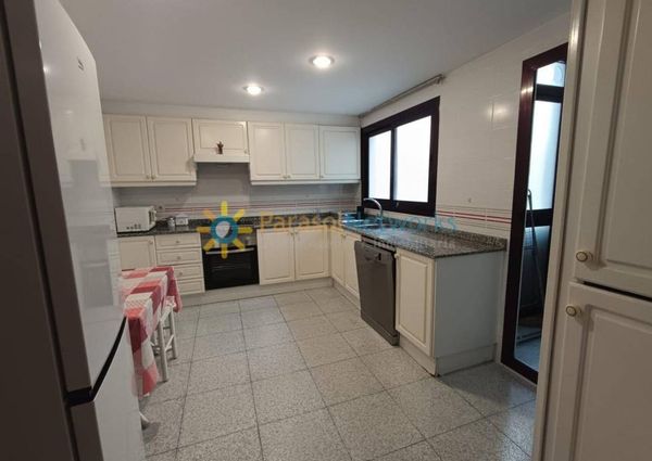 Gandia, Valencian Community 46702