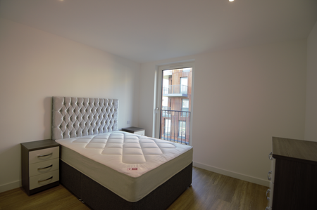 2 bedroom apartment to rent - Photo 2