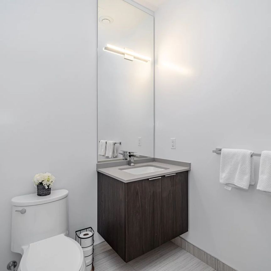 For Lease - 4208 Dundas Street Unit# 817, Toronto, Ontario - Photo 1