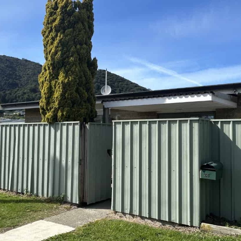 Sunny 2-Bedroom Home for Rent - Photo 1