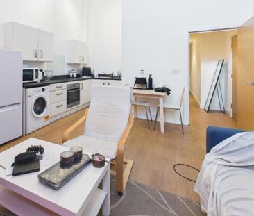 1 bedroom apartment to rent - Photo 2