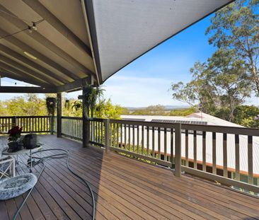 Family-sized treehouse with loft and views - Photo 1