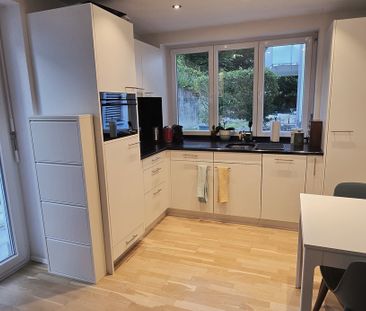 APPARTEMENT 21/2 PIÈCES À ZURICH - DISTRICT 2 WOLLISHOFEN, MEUBLÉ, ... - Photo 3