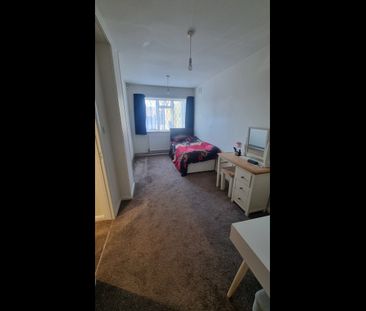 Room in a Shared House, Carlisle Gardens, HA3 - Photo 6