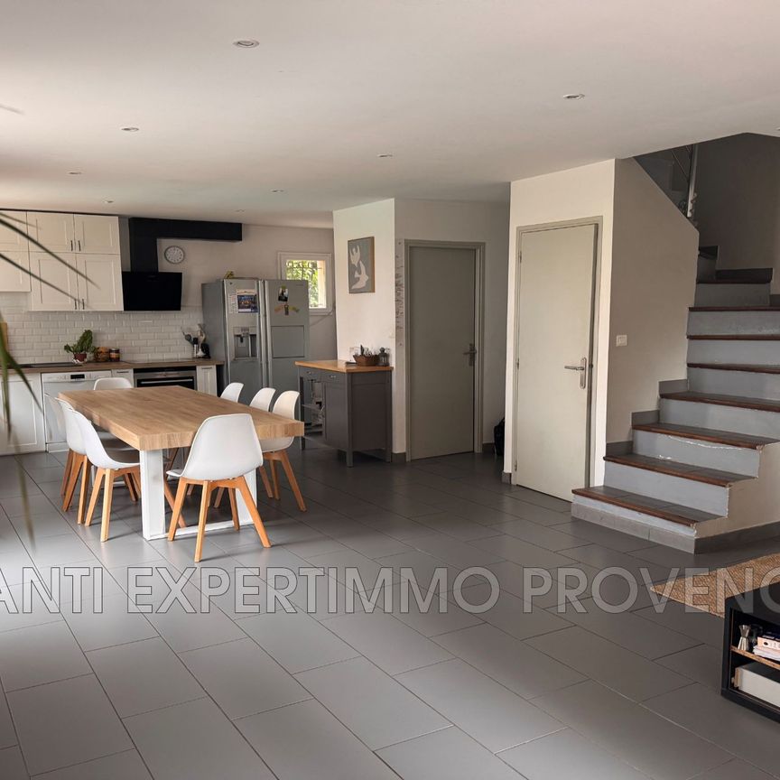 Location Maison 124m² MARSEILLE 12ème - Photo 1