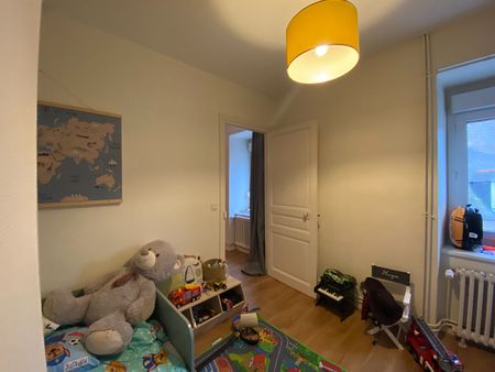 Location Appartement 3 pièces 76m² - Photo 4