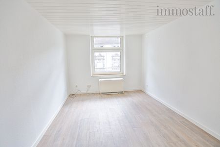 BEZUGSFERTIG! Schöne Etagenwohnung direkt am St. Josef-Hospital zu vermieten. - Photo 2