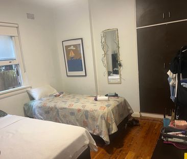 Bondi Beach - Photo 2