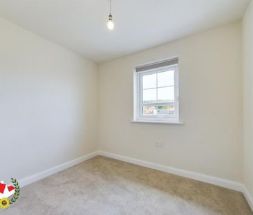 Rose Workman Road, Winnycroft, Gloucester - Photo 1