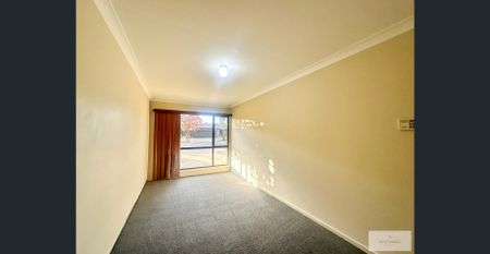 Family Home In Prime Location - Photo 3