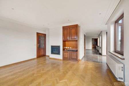 Tweeslaapkamerappartement met ruim terras te huur - Photo 4