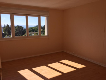 Location : Appartement 2 pièces 44 m2 – GRAND CHARMONT - Photo 3