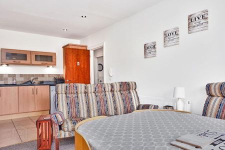 56 Montague Court (Student Let), Portstewart, BT55 7FZ - Photo 2