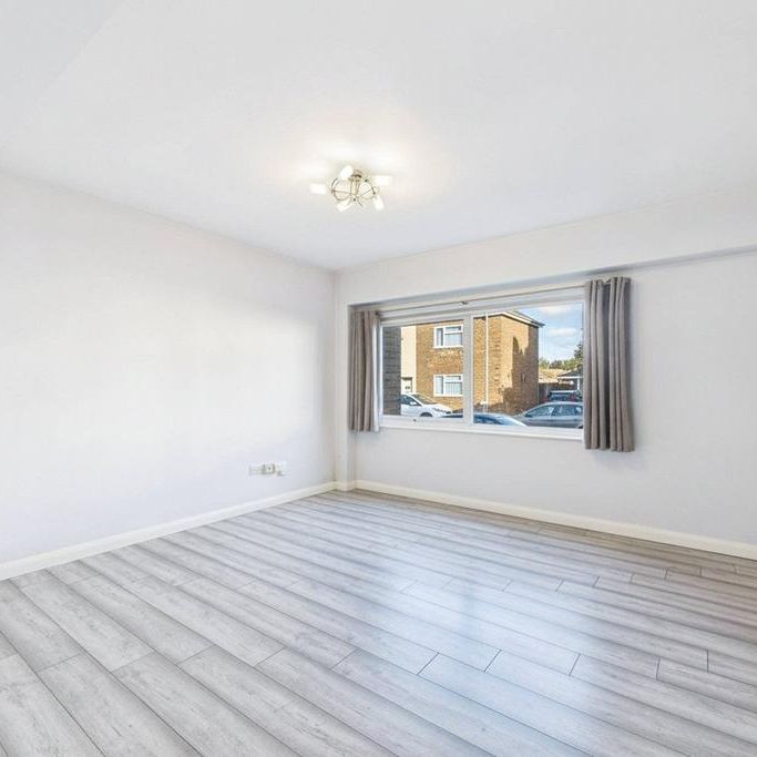 2 bedroom maisonette to rent - Photo 1