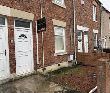 2 bedroom ground floor flat to rent - Photo 6