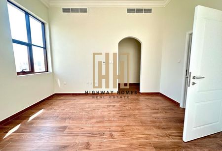 Stunning 4BHK Villa in Hoshi Central AC Balcony - Photo 2