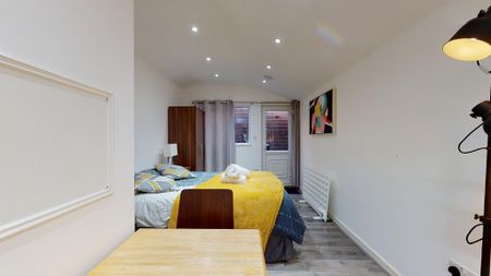 Studio to rent - Photo 5