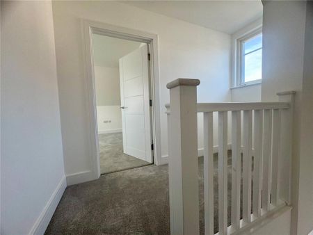 2 bedroom terraced house to rent - Photo 3